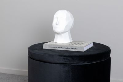 Venture Home Dunken Puff i Svart Sammet