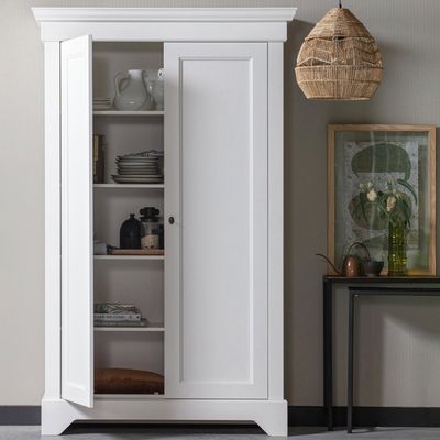 WOOOD Isabel Brocante Vitrinskåp i Vitmålad Furu