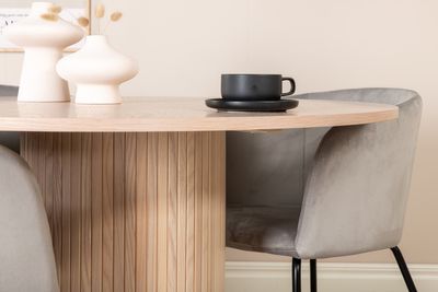 Venture Home Berit & Bianca 4 st Matstolar Grå + Runt Matbord ⌀110 Vitputsad