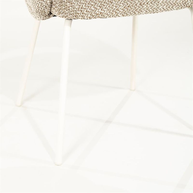 By Boo Story Matstol - Brun