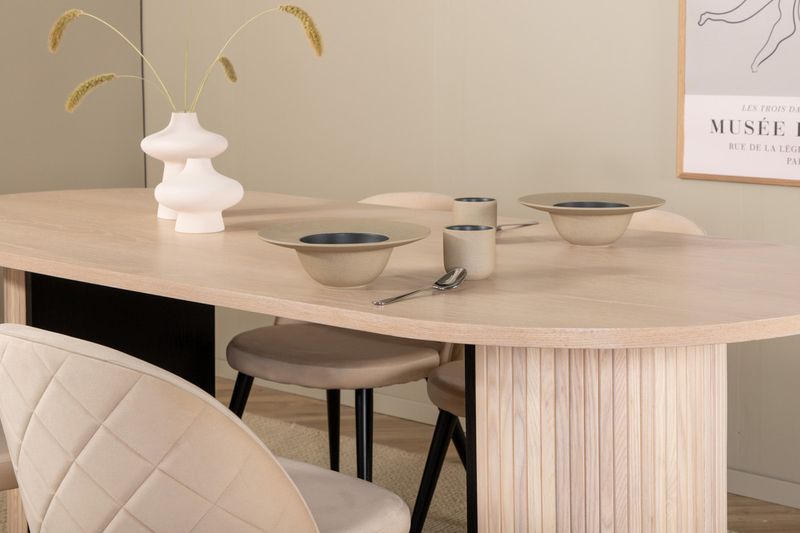 Venture Home Bianca & Velvet Ovalt Matbord 200 x 90 Vitputsad + 4 st Matstolar Beige
