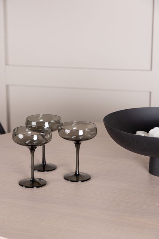 Venture Home Matgrupp Olivia med stolarna Dyrön