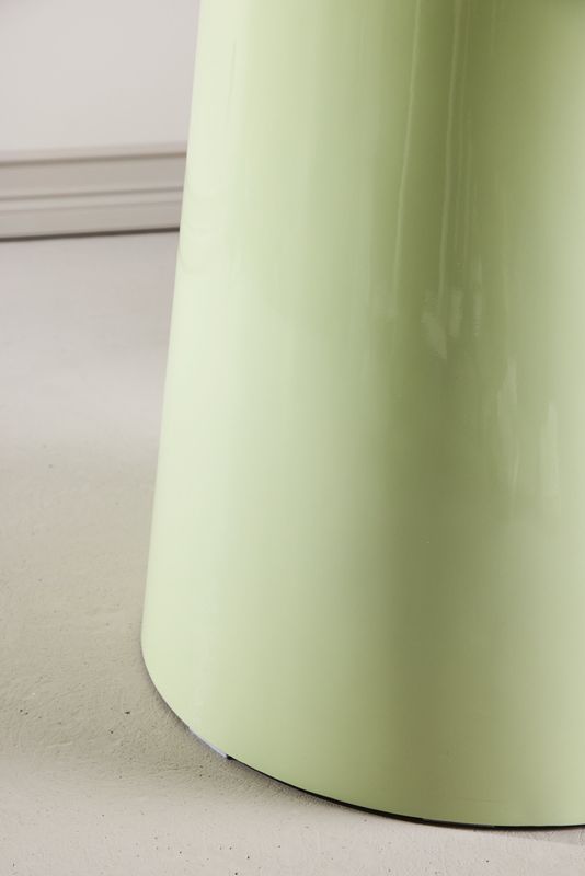 Venture Home Lanzo Runt Matbord