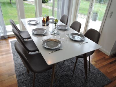 Venture Home Polar 6 st Matstolar Grå + Rektangulärt Matbord 180 x 90 Vit