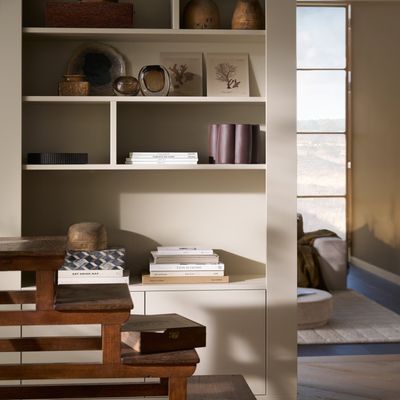 Väggskåp vtwonen Wallcover 117 cm Furu [FSC]