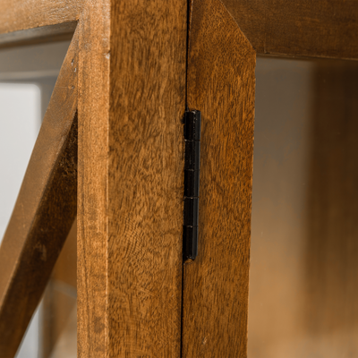 WOOOD Kella Vitrinskåp i Mangoträ