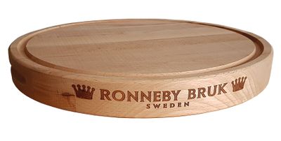 Ronneby Bruk - Rund Skärbräda i Oljad Bok 35 cm Köttsaft Ränna