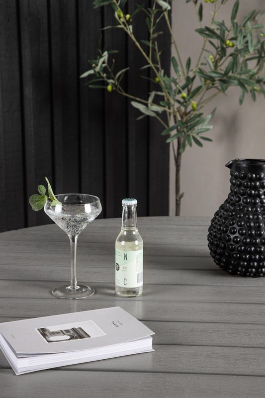 Venture Home Break Bord - Runt Matbord i Aintwood och Aluminium