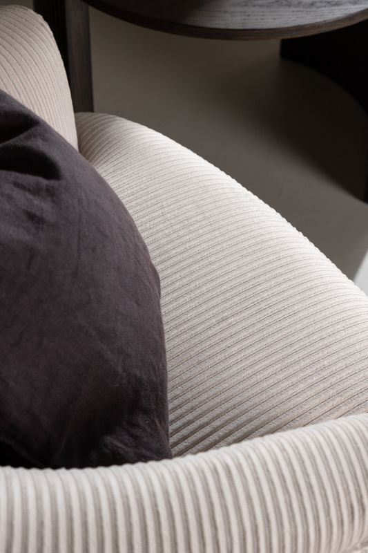 Venture Home Derry Fåtölj i Beige Sammet