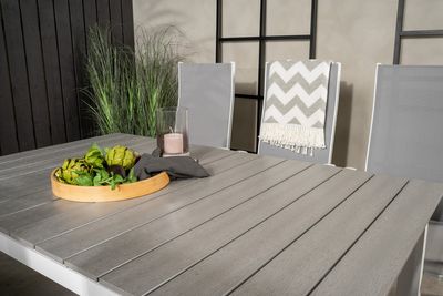 Venture Home Levels & Copacabana Rektangulärt Matbord 160 x 100 Vit + 6 st Reclinerstolar Grå