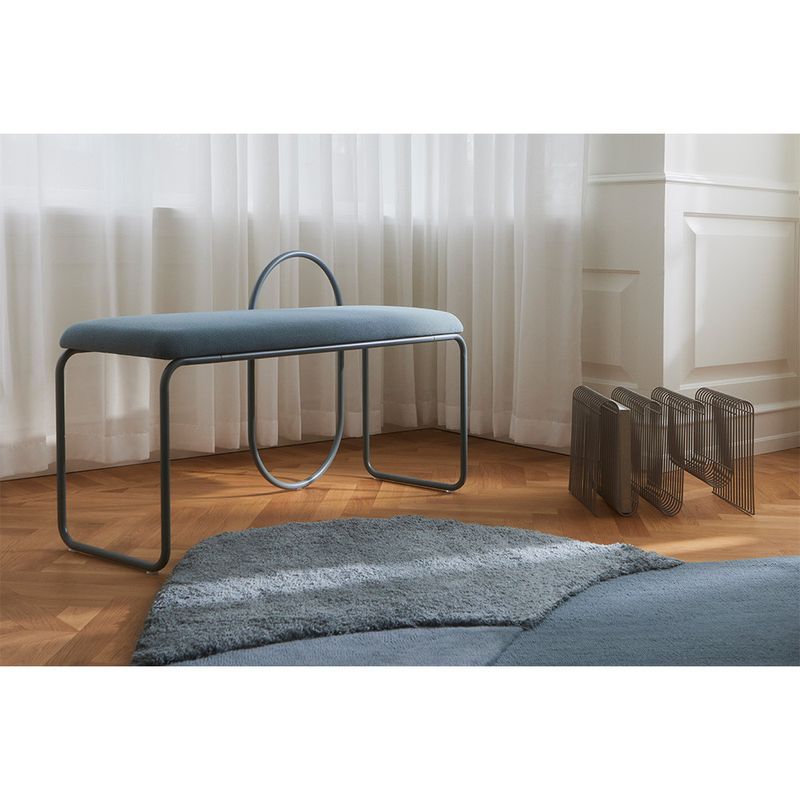 AYTM Curva magasinholder Taupe 40.5x30.3 cm