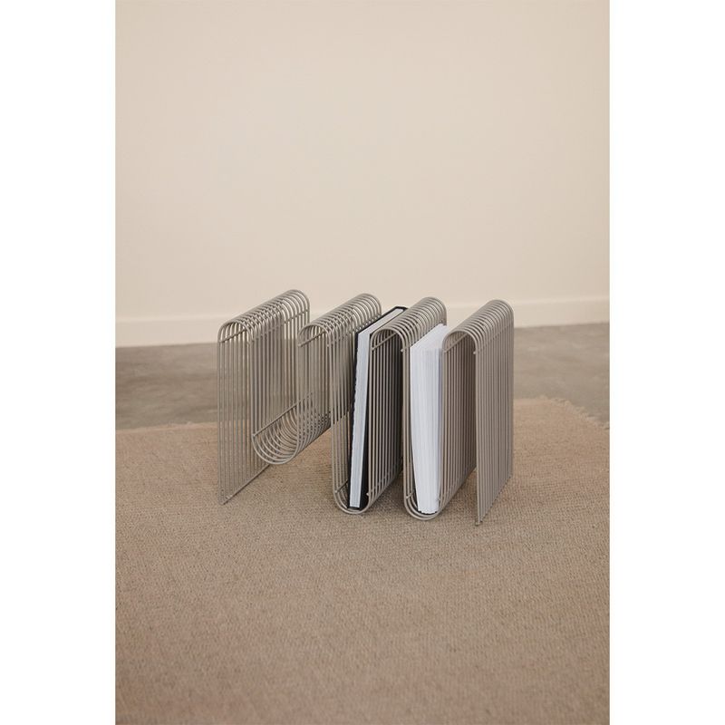 AYTM Curva magasinholder Taupe 40.5x30.3 cm