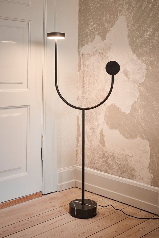 AYTM Grasil Golvlampa Svart 51.5x127.6 cm