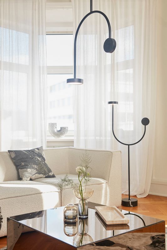 AYTM Grasil Golvlampa Svart 51.5x127.6 cm