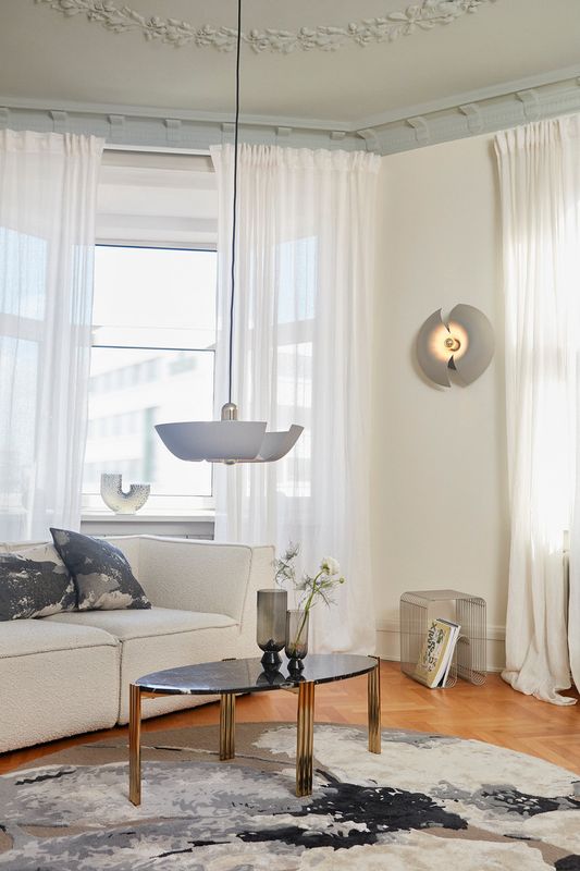 AYTM Cycnus Vägglampa Taupe, Guld Ø45 cm