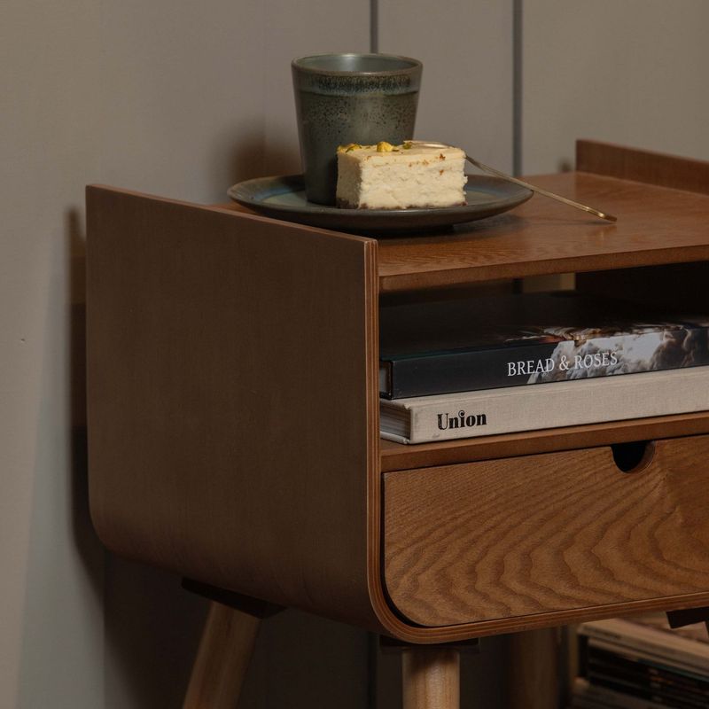 WOOOD Nils nattduksbord/sidobord trä natur