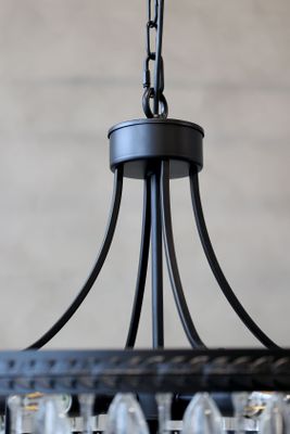 Chiq Antique Versailles Ljuskrona med droppformade glasprismor