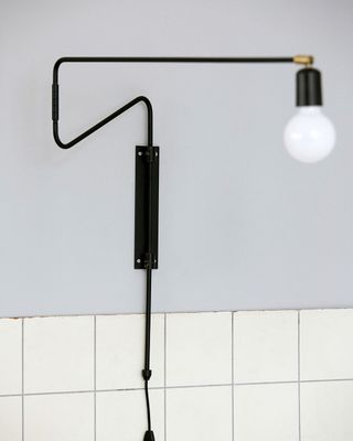 House Doctor Swing Vägglampa Svart