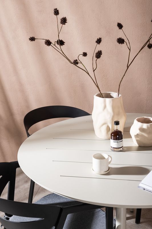 Venture Home Lina Rund Matgrupp