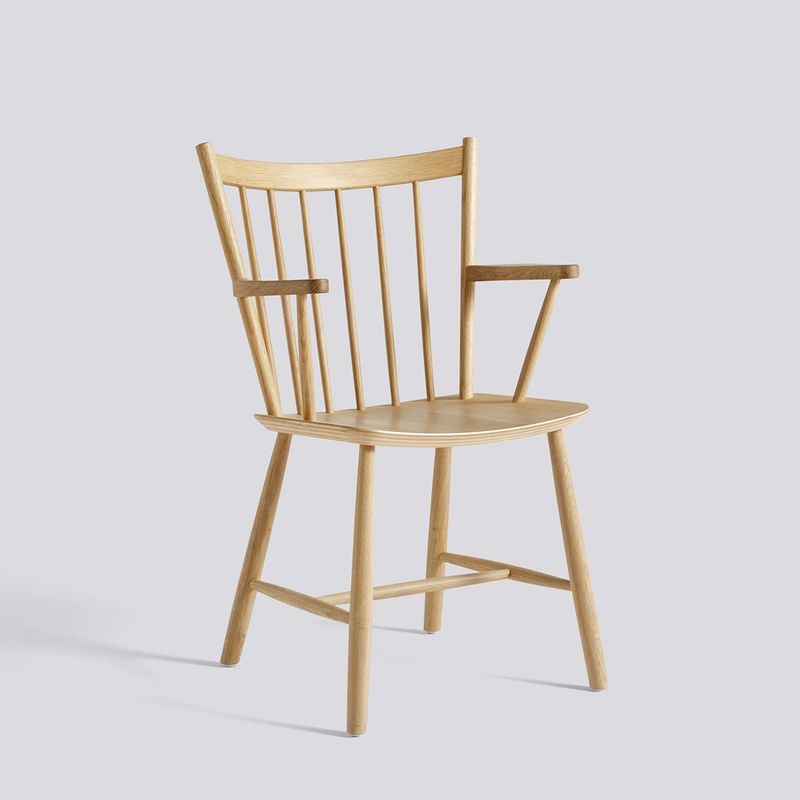 HAY J42 karmstol, Lacquered oak