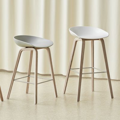 HAY About A Stool 32 barstol Raisin/Oak/Black, 65 cm
