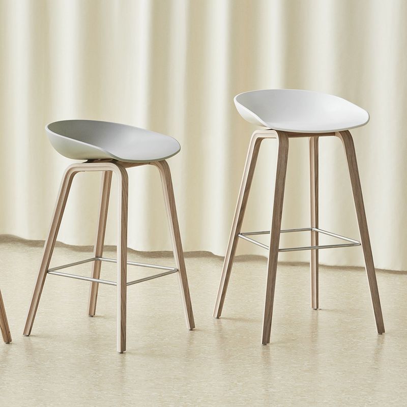 HAY About A Stool 32 barstol Raisin/Oak/Black, 65 cm