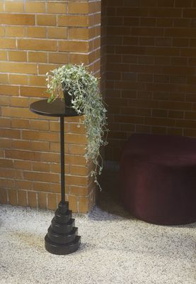 AYTM Solum Bord Svart Ø32 cm