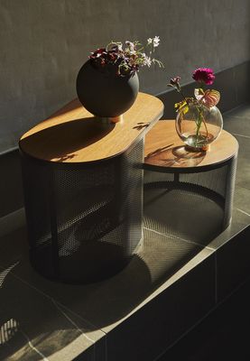 AYTM Pausillus Bord Walnut, Svart Ø46 cm