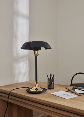 AYTM Cycnus Bordslampa Svart, Guld Ø30 cm