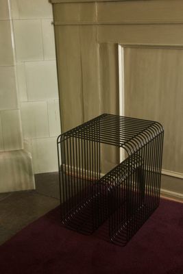 AYTM Curva Pall Svart 32.4x43 cm