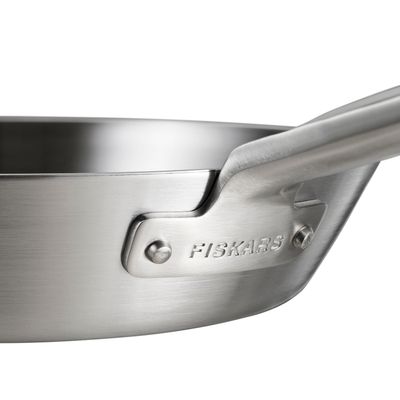 Fiskars Stekpanna Norden Steel 28 cm i obelagd rostfritt stål