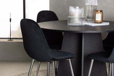 Venture Home Bootcut & Polar Runt Matbord ⌀110 Svart + 4 st Matstolar Svart