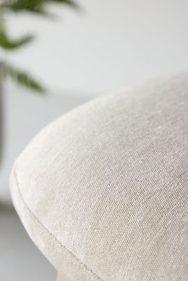 Venture Home Rile Ottoman – Elegant Sittpuff i Beige