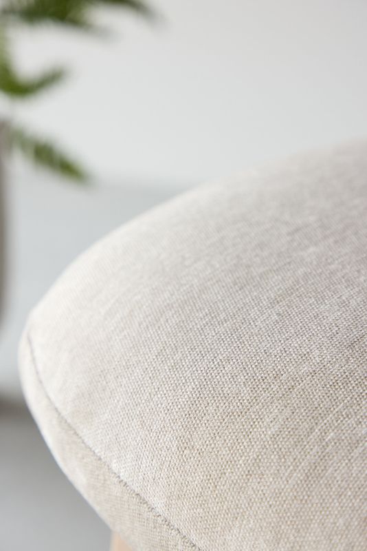 Venture Home Rile Ottoman – Elegant Sittpuff i Beige