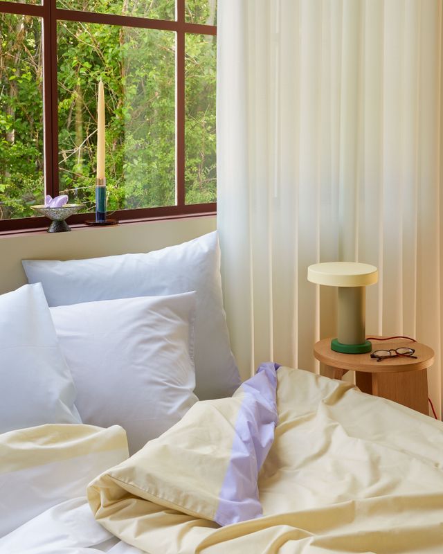 Hübsch Magic Bordslampa Grön/Oliv LED