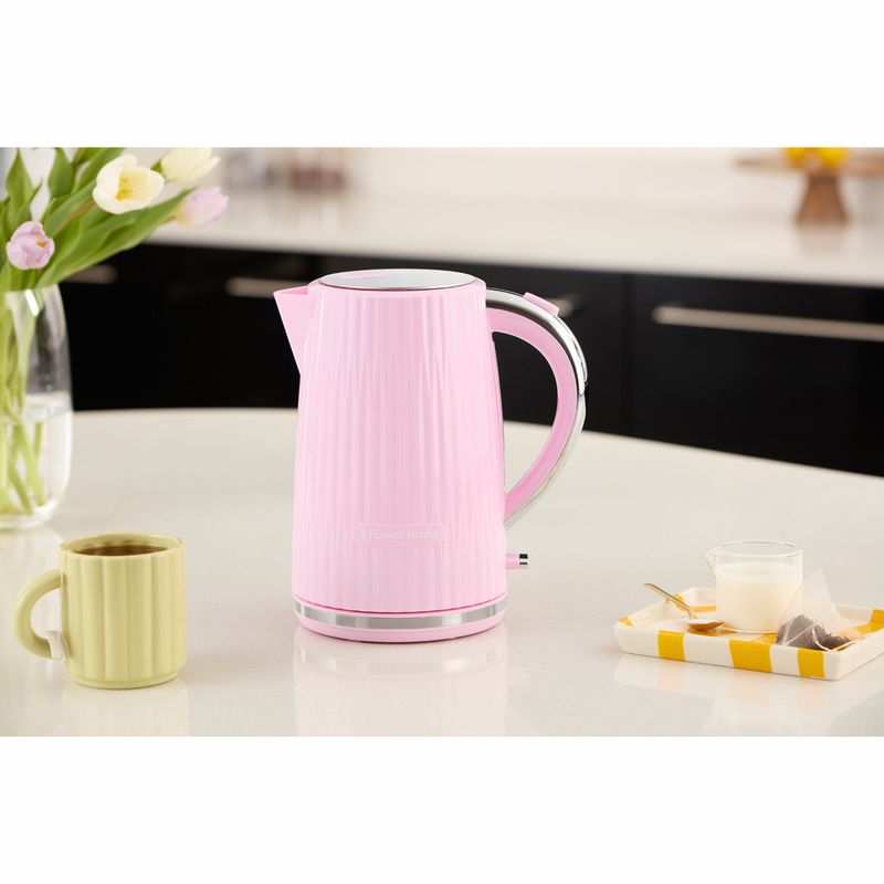 Russel Hobbs Vattenkokare 27362-70 Eden Kettle Raspberry