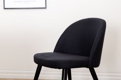 Venture Home Jimmy & Velvet Rektangulärt Matbord 195 x 90 Vit + 6 st Matstolar Svart