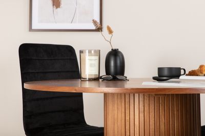 Venture Home Bianca & Windu Runt Matbord ⌀110 Valnöt + 4 st Matstolar Svart