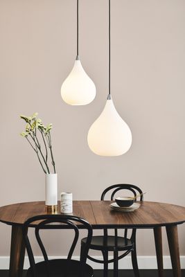 Halo Design DROPS Pendant Pendellampa Opalic, alu Ø30 cm