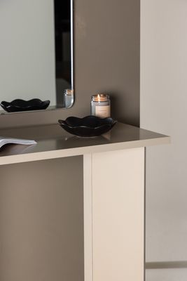 Vind Collection Kristiansund Sidobord