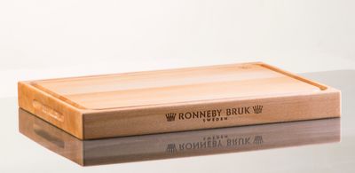 Ronneby Bruk - Skärbräda i Oljad Bok 38x52x4 cm Köttsaft ränna