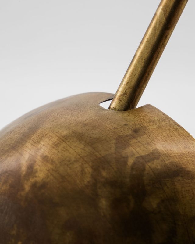 House Doctor Swan Vägglampa i Antik Mässing