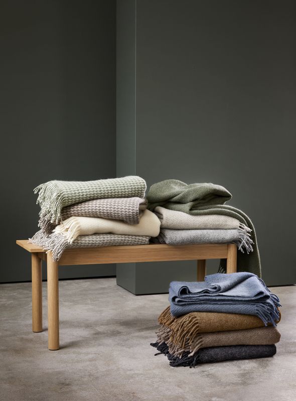 Høie Falketind ullpläd barn naturlig beige 100x130 cm