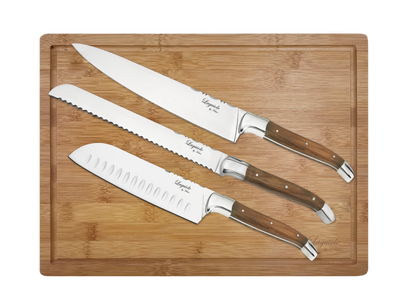 Laguiole By Hâws kockknivset med 3 knivar i olivträ och skärbräda i bambu