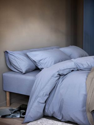 Høie Frøya påslakanset dämpad denimblå 150x210 cm 2 delar