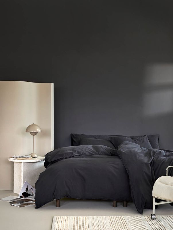 Høie Frøya påslakanset dämpad svart 150x210 cm 2 delar
