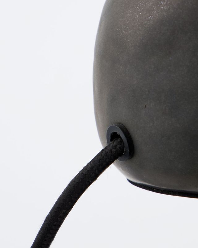 House Doctor Flores Bordslampa Svart