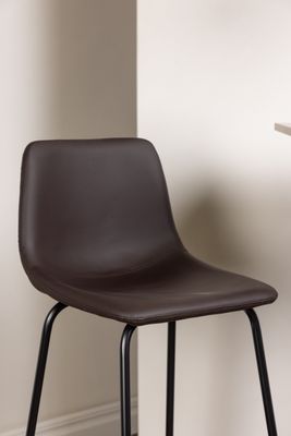 Venture Home Barset Tempe med stolarna Alexi