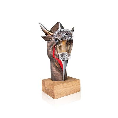 68242-Toro-1-bull-iron-and-crystal-art-glass-mats-jonasson-maleras-handmade-sweden