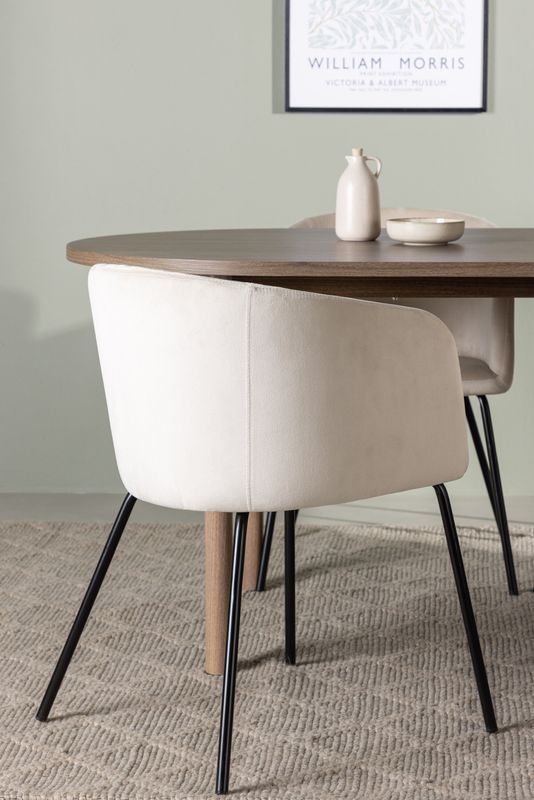 Venture Home Matgrupp Andy med stolarna Berit